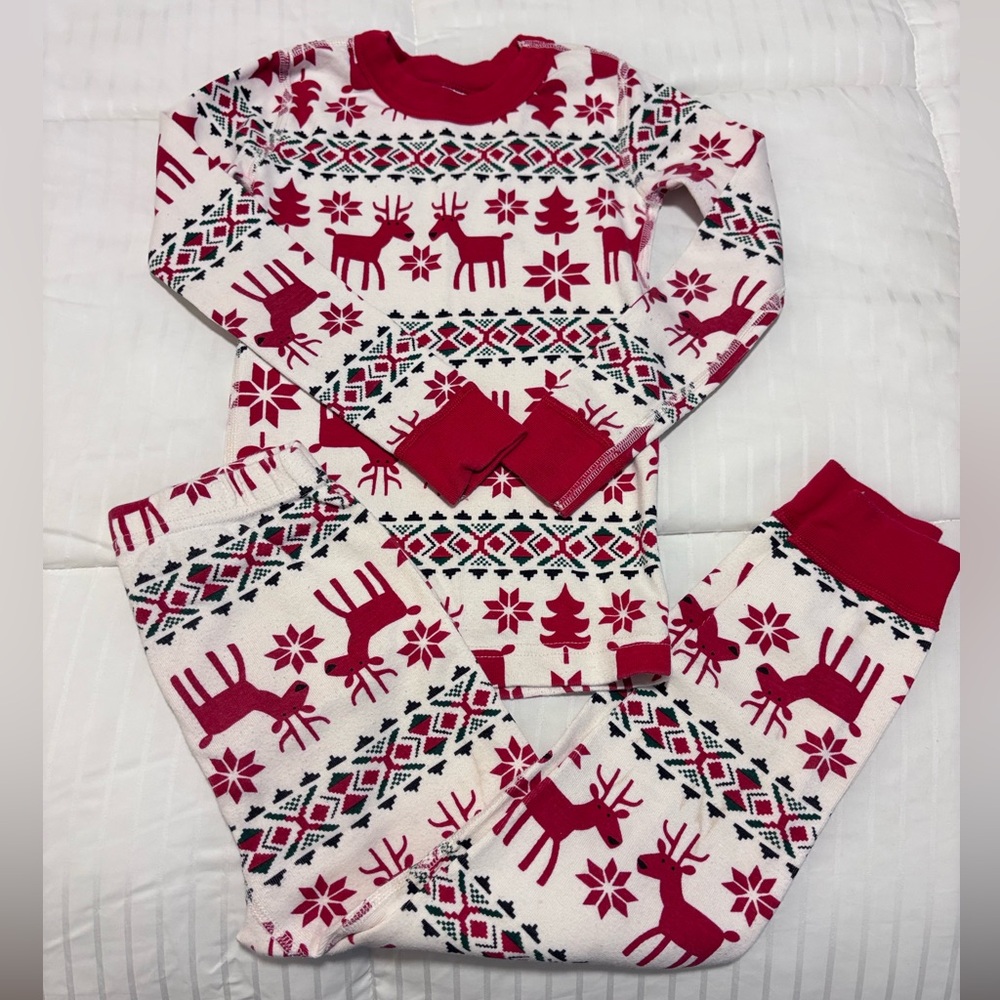 Hanna Andersson Red and White Reindeer Fair Isle Pajama Set Sz 5